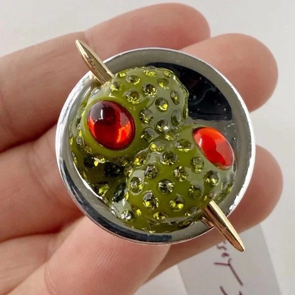 New Betsey Johnson Ring Martini Glass Olive Cocktail Ring - Picture 5 of 16